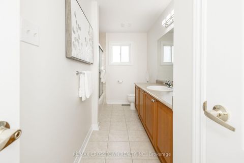 Photo 44 at 22 Maple Crown Terrace, Shore, Barrie