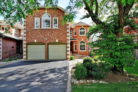 Photo 1 at 58 Thornbrook Court, Brownridge, Vaughan