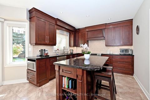 Photo 16 at 58 Thornbrook Court, Brownridge, Vaughan