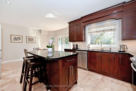 Photo 17 at 58 Thornbrook Court, Brownridge, Vaughan