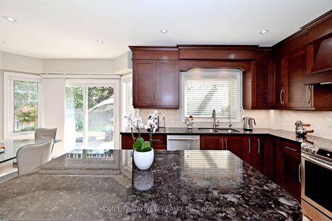 Photo 18 at 58 Thornbrook Court, Brownridge, Vaughan