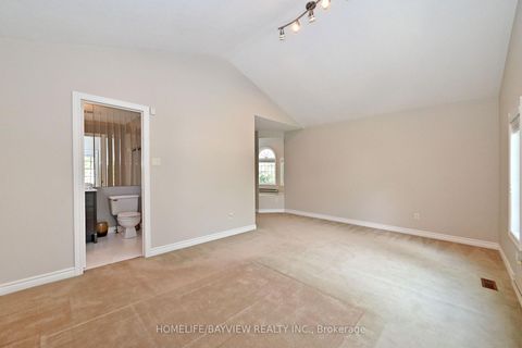 Photo 36 at 58 Thornbrook Court, Brownridge, Vaughan