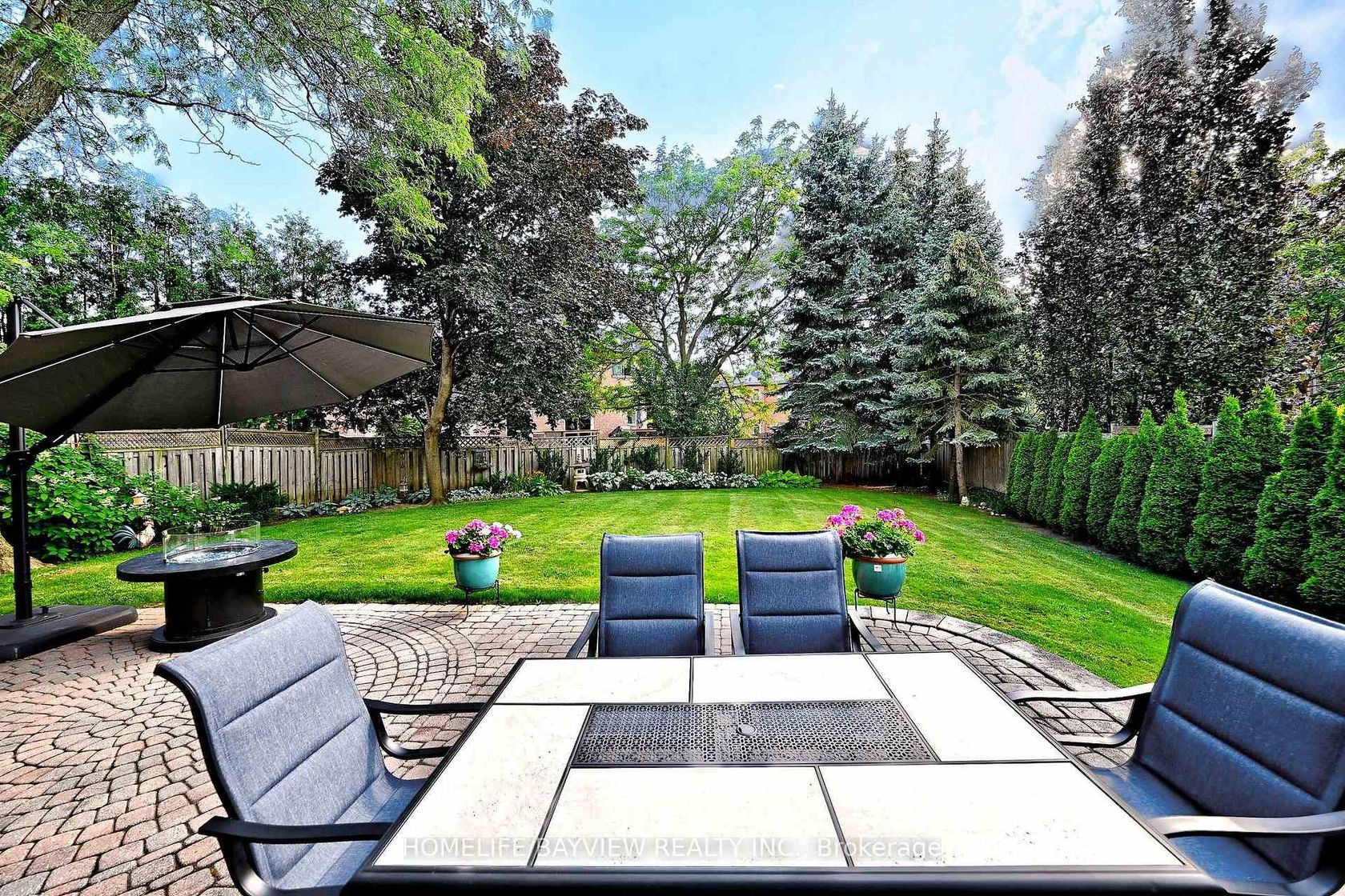 58 Thornbrook Court, Brownridge, Vaughan photo 1