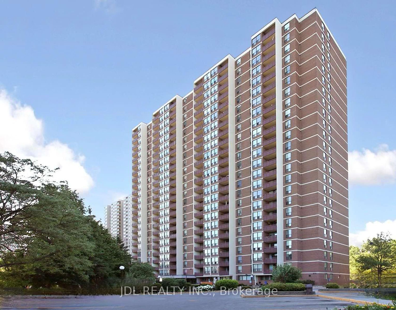 1807 - 85 Emmett Avenue, Mount Dennis, Toronto photo 3
