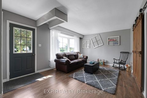 Photo 5 at 1990 Victoria Street, Stroud, Innisfil