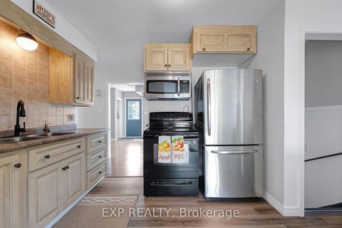 Photo 10 at 1990 Victoria Street, Stroud, Innisfil