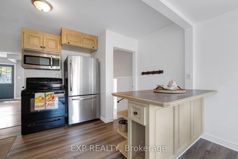 Photo 12 at 1990 Victoria Street, Stroud, Innisfil