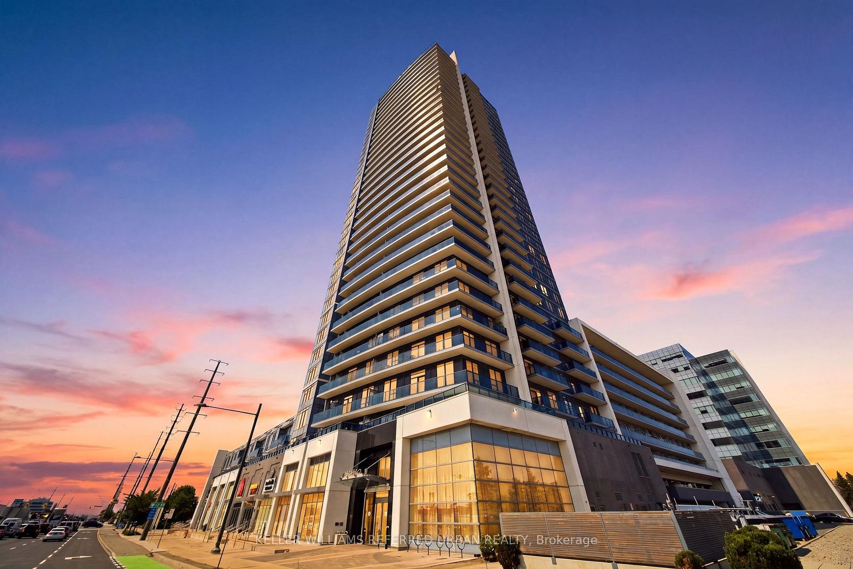 1705 - 3600 Highway 7, Vaughan Corporate Centre, Vaughan photo 1