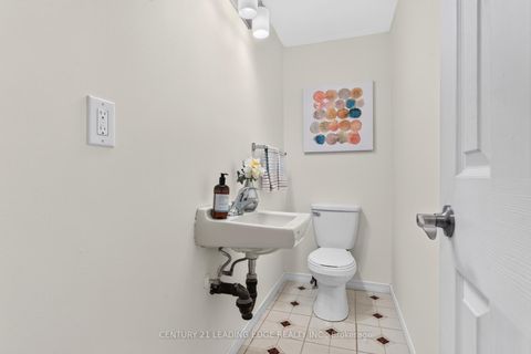 Photo 4 at 58 Valdor Drive, Agincourt North, Toronto
