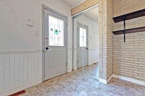 Photo 27 at 95 Yongehurst Road, North Richvale, Richmond Hill