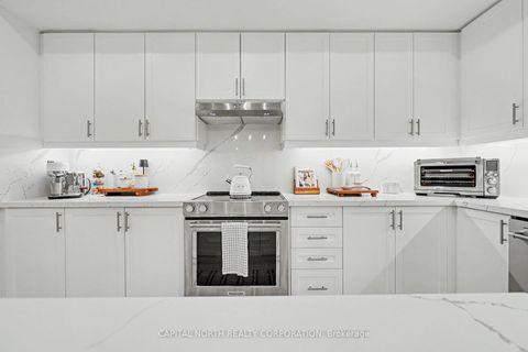 Photo 6 at 703 - 9000 Jane Street, Vellore Village, Vaughan