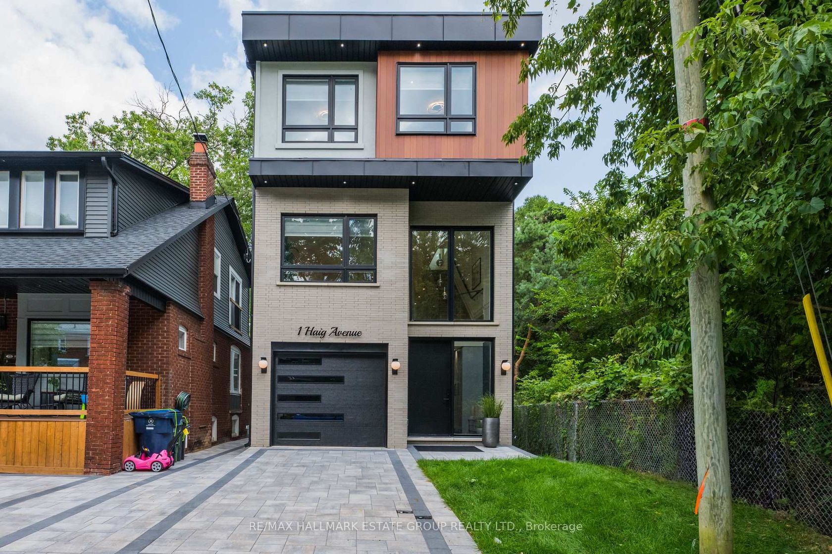 1 Haig Avenue, Cliffside, Toronto 