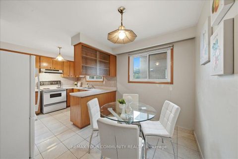 Photo 11 at 9 Hisey Crescent, Black Creek, Toronto