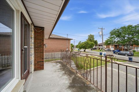 Photo 33 at 9 Hisey Crescent, Black Creek, Toronto