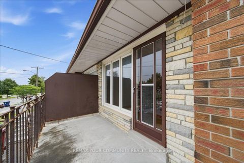Photo 34 at 9 Hisey Crescent, Black Creek, Toronto