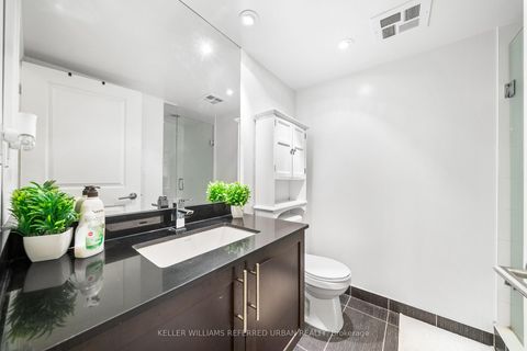 Photo 11 at 1022 - 400 Adelaide Street E, Moss Park, Toronto
