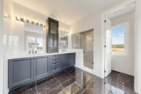 Photo 15 at 33 Lorrain Hand Crescent, Keswick South, Georgina