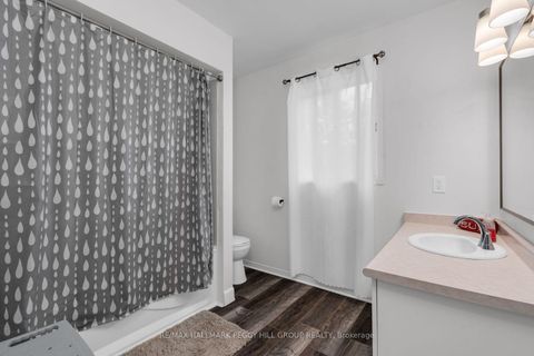 Photo 12 at 468 Grove Street E, Grove East, Barrie