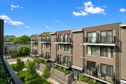 Photo 31 at 40 - 2059 Weston Road, Weston, Toronto