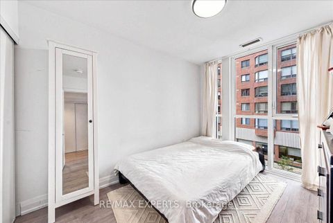 Photo 15 at 401 - 77 Mutual Street, Yonge Corridor, Toronto