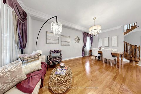 Photo 2 at 52 Canelli Heights Court, Patterson, Vaughan