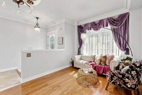 Photo 4 at 52 Canelli Heights Court, Patterson, Vaughan