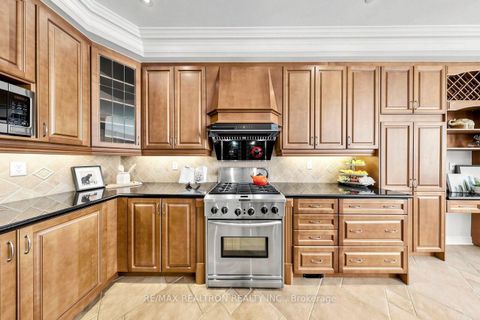 Photo 5 at 52 Canelli Heights Court, Patterson, Vaughan