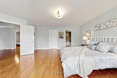 Photo 19 at 52 Canelli Heights Court, Patterson, Vaughan