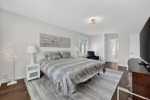 Photo 11 at 75 Mclarty Gate, Bayview Northeast, Aurora