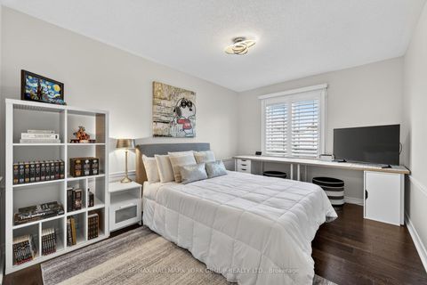 Photo 14 at 75 Mclarty Gate, Bayview Northeast, Aurora