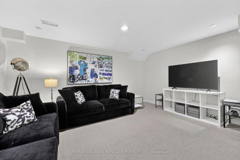 Photo 19 at 75 Mclarty Gate, Bayview Northeast, Aurora