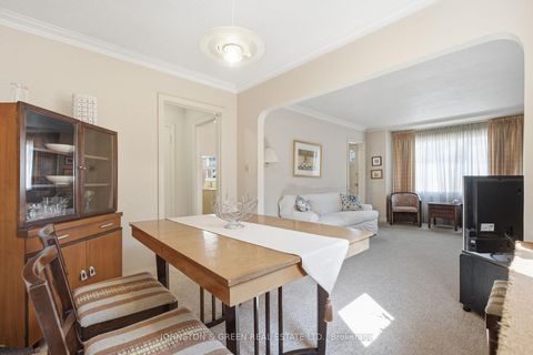 Photo 7 at 425 O'Connor Drive, East York, Toronto