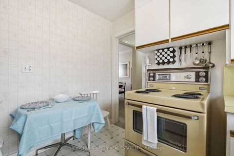 Photo 13 at 425 O'Connor Drive, East York, Toronto