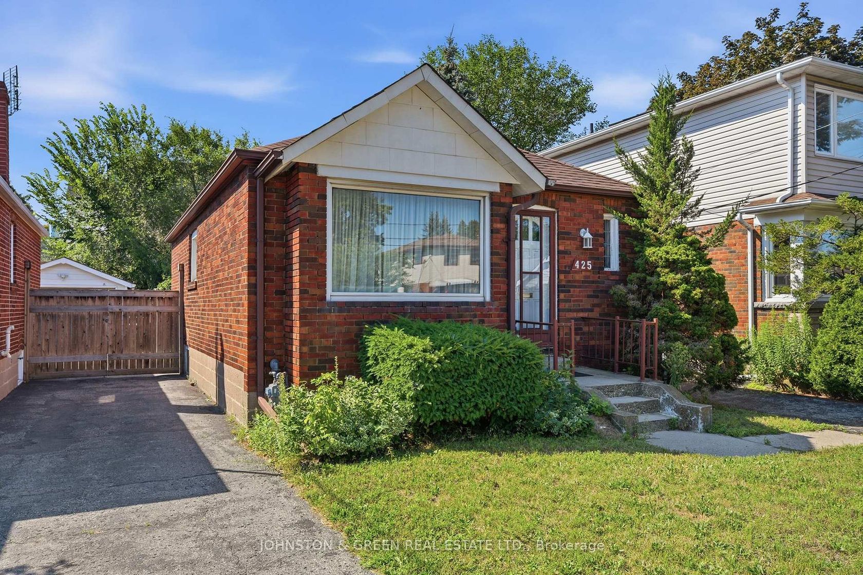 425 O'Connor Drive, East York, Toronto 