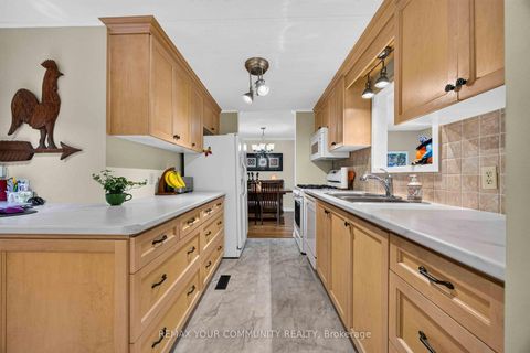 Photo 13 at 131 Roxanna Drive, Sutton & Jackson's Point, Georgina
