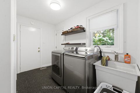 Photo 11 at 22 Cynthia Crescent, Oak Ridges, Richmond Hill