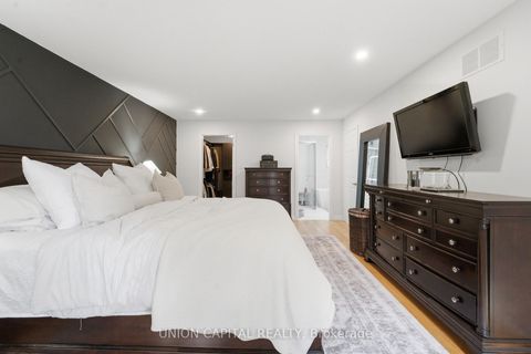 Photo 16 at 22 Cynthia Crescent, Oak Ridges, Richmond Hill