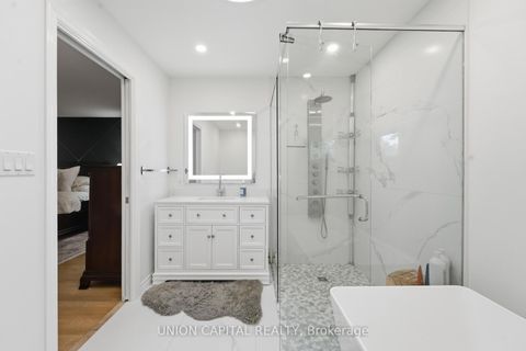 Photo 17 at 22 Cynthia Crescent, Oak Ridges, Richmond Hill