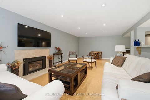 Photo 27 at 22 Cynthia Crescent, Oak Ridges, Richmond Hill