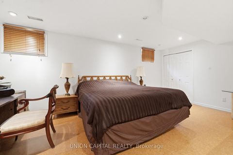 Photo 30 at 22 Cynthia Crescent, Oak Ridges, Richmond Hill