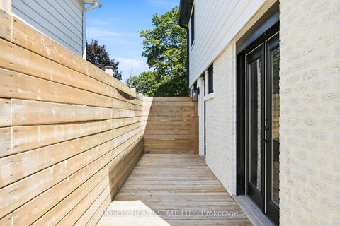Photo 33 at 440 Sandford Street, Central Newmarket, Newmarket
