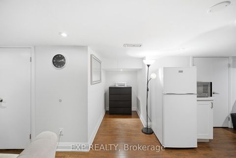 Photo 22 at 679 Ossington Avenue, Little Italy, Toronto