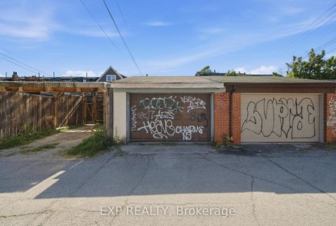 Photo 27 at 679 Ossington Avenue, Little Italy, Toronto