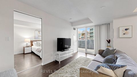 Photo 11 at 306 - 352 Front Street W, Waterfront Communities C1, Toronto