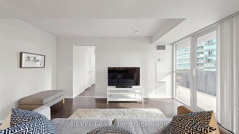 Photo 14 at 306 - 352 Front Street W, Waterfront Communities C1, Toronto