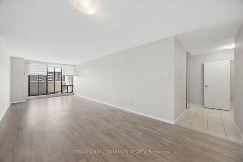 Photo 15 at 804 - 10 Tangreen Court, Newtonbrook West, Toronto