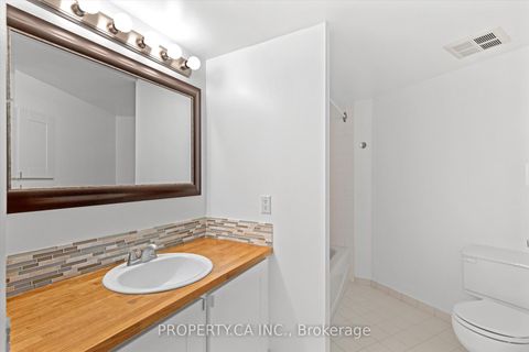 Photo 18 at 306 - 456 College Street, Little Italy, Toronto