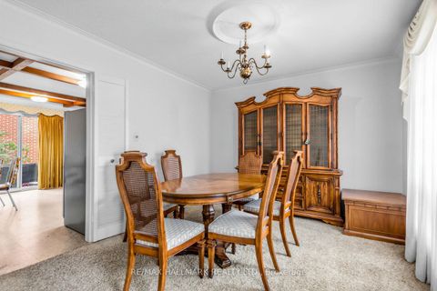 Photo 6 at 691 Conacher Drive, Newtonbrook East, Toronto
