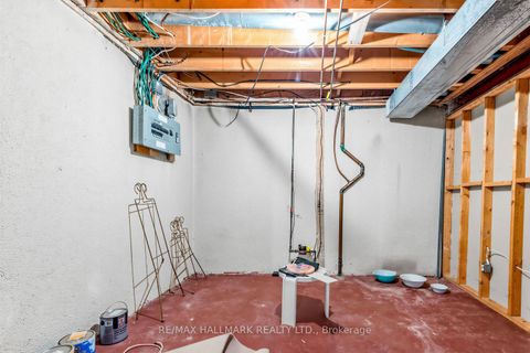 Photo 30 at 691 Conacher Drive, Newtonbrook East, Toronto