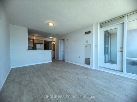 Photo 5 at 410 - 3830 Bathurst Street, Clanton Park, Toronto